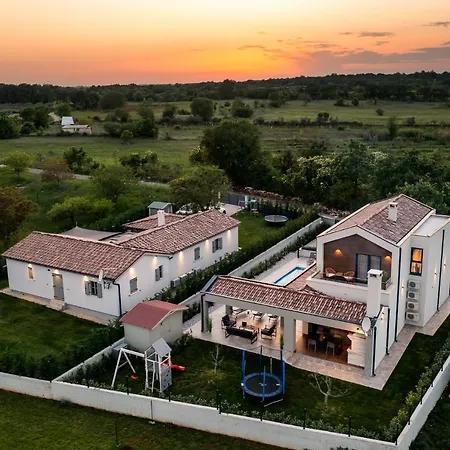 Nobu Villa *