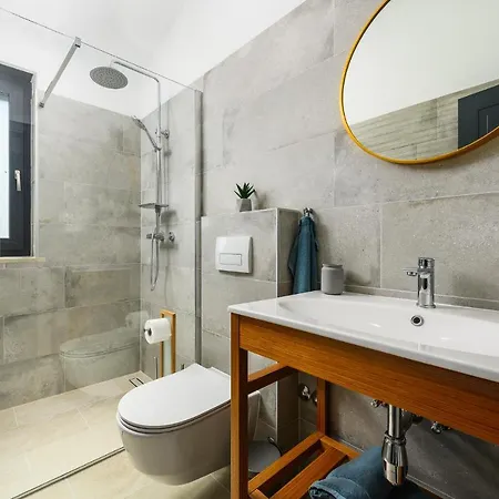 Nobu * Mali Vareški