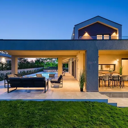 Villa Nobu