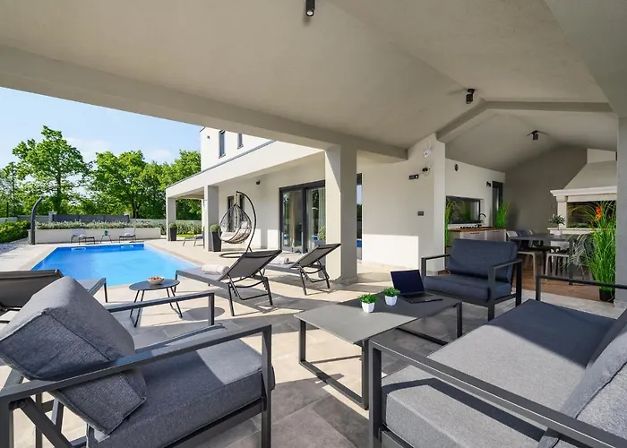 Nobu * Mali Vareški